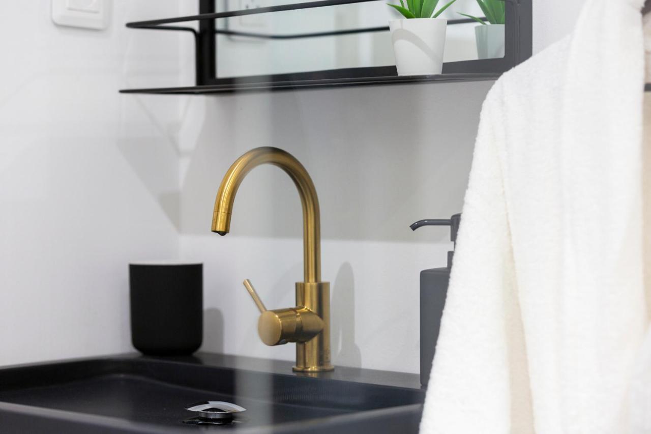 Apartament Dolce NÎMES CENTRE Zewnętrze zdjęcie